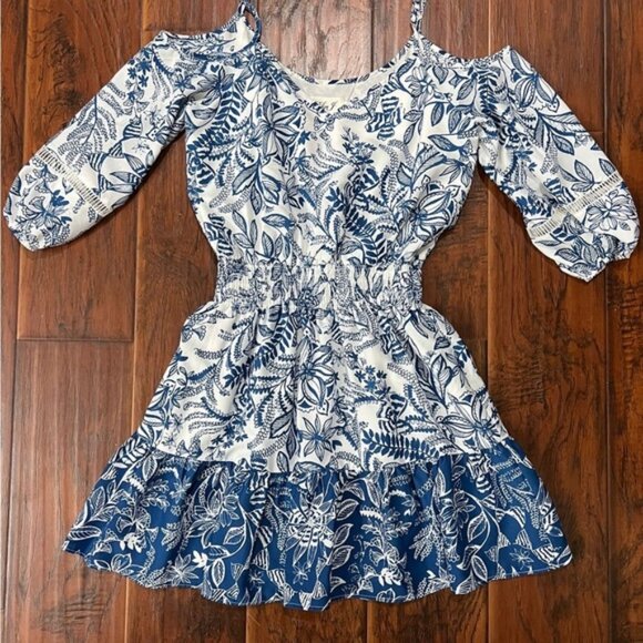 Eliza J Blue and White Floral Petite Dress - Picture 2 of 9